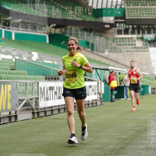 13.09.2026 - 21. swb-Marathon Bremen Michael Burmester http://msf.ph/oto/10432267 13.09.2026 10:23:38 Laufen im Stadion 10235, 10302, 10341, 10441, 10520, 10575, 10592, 10618, 10782, 10926, 10972, 11042, 11127, 11143, 11198, 11201, 11227, 11338, 11373, 11426, 11454, 11628, 11713, 11721, 11779, 11895, 11903, 12003, 12053, 12144, 12209, 12246, 12339, 12370, 12395, 12404, 12442, 12468, 12469, 12477, 12538, 13507, 13513, 13519, 13520, 13539, 13553, 13556, 13563, 13566, 13580, 13584, 13586, 13587, 13616, 13641, 13642, 10366, 10475, 11481, 11652, 13530, 13541 meine-sportfotos.de