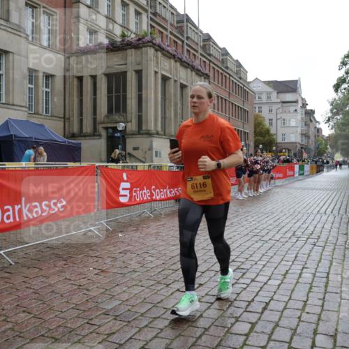 13.09.2026 - Kiel Lauf Yannick Fuchs http://msf.ph/oto/10432272 13.09.2026 11:20:45 Ziel 1677, 2913, 3935, 10950, 4598, 6116, 6116 meine-sportfotos.de