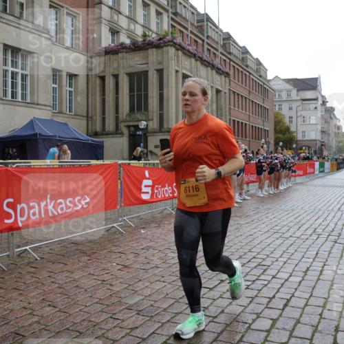 13.09.2026 - Kiel Lauf Yannick Fuchs http://msf.ph/oto/10432275 13.09.2026 11:20:45 Ziel 1677, 2913, 3935, 10950, 4598, 6116, 6116 meine-sportfotos.de