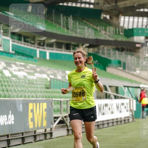 13.09.2026 - 21. swb-Marathon Bremen Michael Burmester http://msf.ph/oto/10432280 13.09.2026 10:23:39 Laufen im Stadion 10235, 10302, 10341, 10441, 10520, 10575, 10592, 10618, 10782, 10926, 10972, 11042, 11127, 11143, 11198, 11201, 11227, 11338, 11373, 11426, 11454, 11628, 11713, 11721, 11779, 11895, 11903, 12003, 12053, 12144, 12209, 12246, 12339, 12370, 12395, 12404, 12442, 12468, 12469, 12477, 12538, 13507, 13513, 13519, 13520, 13539, 13553, 13556, 13563, 13566, 13580, 13584, 13586, 13587, 13616, 13641, 13642, 10366, 10475, 11481, 11652, 13530, 13541 meine-sportfotos.de
