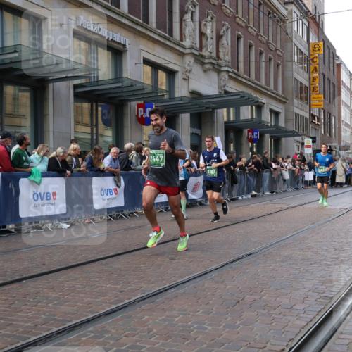 13.09.2026 - 21. swb-Marathon Bremen Strokosch-Dieckow http://msf.ph/oto/10432284 13.09.2026 13:11:56 Ziel 493, 899, 2447, 2820, 3336, 3362, 3703, 3830, 4283, 5940, 6107, 6739, 7328, 7521, 7621, 8981, 13013, 826, 863, 2444, 4368, 4651, 4698, 5521, 5585, 5893, 6059, 6668, 8996, 9398, 13055 meine-sportfotos.de