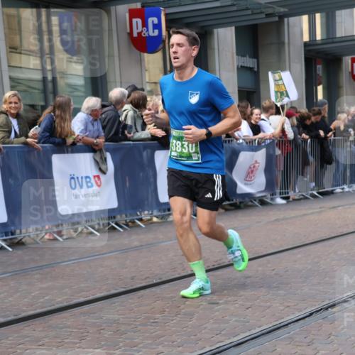 13.09.2026 - 21. swb-Marathon Bremen Strokosch-Dieckow http://msf.ph/oto/10432349 13.09.2026 13:11:59 Ziel 899, 1517, 2447, 2480, 2820, 3362, 3703, 3830, 4283, 4560, 5940, 6107, 6739, 7328, 7521, 7621, 8981, 13013, 493, 826, 863, 2444, 3336, 4368, 4651, 4698, 5521, 5585, 5893, 6059, 6668, 7621, 8996, 9398, 13055 meine-sportfotos.de