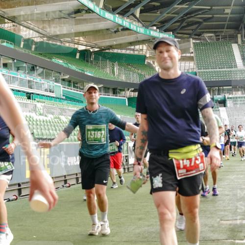 13.09.2026 - 21. swb-Marathon Bremen Michael Burmester http://msf.ph/oto/10432415 13.09.2026 13:29:40 Laufen im Stadion 171, 220, 297, 405, 422, 476, 685, 729, 754, 767, 986, 1079, 1217, 1242, 1270, 1298, 1325, 1384, 1615, 1633, 1634, 1741, 1777, 1810, 1811, 1886, 1983, 2238, 2249, 2263, 2326, 2365, 2436, 2449, 2472, 2546, 2574, 2593, 2615, 2738, 2740, 2743, 2830, 2862, 2868, 2869, 2871, 2924, 2991, 3020, 3053, 3061, 3129, 3154, 3227, 3238, 3274, 3286, 3321, 3361, 3563, 3589, 3594, 3595, 3605, 3678, 3694, 3755, 3758, 3798, 3826, 3853, 3898, 3929, 3953, 3965, 3971, 3987, 4011, 4056, 4108, 4238 meine-sportfotos.de