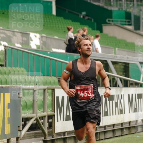 13.09.2026 - 21. swb-Marathon Bremen Michael Burmester http://msf.ph/oto/10432460 13.09.2026 12:30:00 Laufen im Stadion 314, 520, 547, 719, 858, 934, 959, 1168, 1214, 1428, 1453, 5212, 6485, 103, 206, 238, 322, 447, 841, 875, 968, 1187, 1840, 2032, 2044, 2143 meine-sportfotos.de