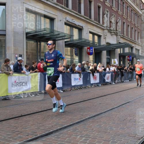 13.09.2026 - 21. swb-Marathon Bremen Strokosch-Dieckow http://msf.ph/oto/10432499 13.09.2026 13:12:04 Ziel 899, 1517, 2480, 3362, 3830, 4560, 5416, 5940, 6107, 6796, 7328, 7521, 8981, 13013, 493, 826, 863, 2444, 2447, 2820, 3336, 3703, 4283, 4368, 4651, 4698, 5521, 5585, 5893, 6668, 6739, 7621, 8996, 9398, 13055 meine-sportfotos.de