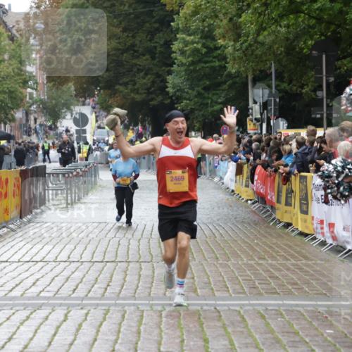 13.09.2026 - Kiel Lauf Yannick Fuchs http://msf.ph/oto/10432501 13.09.2026 11:22:40 Ziel 7737, 1305, 5917 meine-sportfotos.de