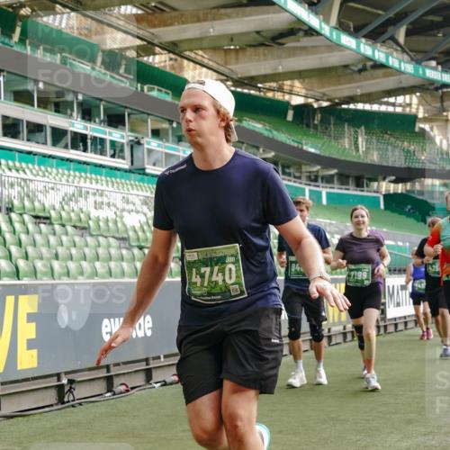 13.09.2026 - 21. swb-Marathon Bremen Michael Burmester http://msf.ph/oto/10432539 13.09.2026 13:29:46 Laufen im Stadion 171, 220, 297, 405, 422, 476, 685, 729, 754, 767, 986, 1079, 1217, 1242, 1270, 1298, 1325, 1384, 1615, 1633, 1634, 1741, 1777, 1810, 1811, 1886, 1983, 2238, 2242, 2249, 2263, 2326, 2365, 2436, 2449, 2472, 2546, 2574, 2593, 2615, 2738, 2740, 2743, 2830, 2862, 2868, 2869, 2871, 2924, 2991, 3020, 3053, 3061, 3129, 3154, 3227, 3238, 3274, 3286, 3321, 3361, 3563, 3594, 3595, 3605, 3678, 3694, 3755, 3758, 3798, 3853, 3876, 3898, 3929, 3953, 3965, 3971, 3987, 4011, 4056, 4108 meine-sportfotos.de