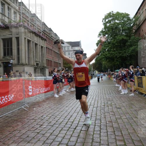 13.09.2026 - Kiel Lauf Yannick Fuchs http://msf.ph/oto/10432541 13.09.2026 11:22:48 Ziel 1305, 5917, 7737 meine-sportfotos.de