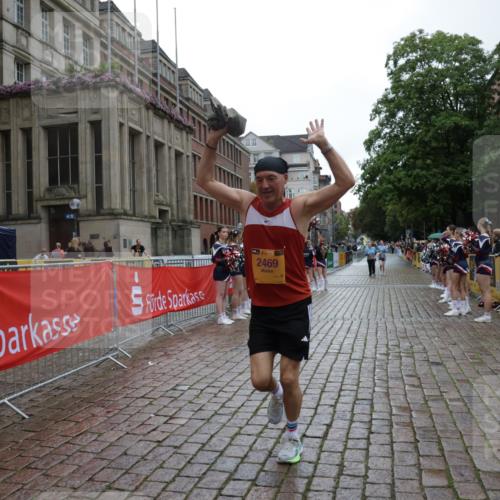 13.09.2026 - Kiel Lauf Yannick Fuchs http://msf.ph/oto/10432549 13.09.2026 11:22:48 Ziel 1305, 5917, 7737 meine-sportfotos.de