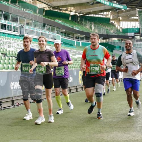 13.09.2026 - 21. swb-Marathon Bremen Michael Burmester http://msf.ph/oto/10432596 13.09.2026 13:29:48 Laufen im Stadion 171, 220, 297, 405, 422, 476, 685, 729, 754, 767, 986, 1079, 1217, 1242, 1270, 1298, 1325, 1384, 1615, 1633, 1634, 1741, 1777, 1810, 1811, 1886, 1983, 2238, 2242, 2249, 2263, 2326, 2365, 2436, 2449, 2472, 2546, 2574, 2593, 2615, 2738, 2740, 2743, 2830, 2862, 2868, 2869, 2871, 2924, 2991, 2994, 3020, 3053, 3061, 3129, 3154, 3227, 3238, 3274, 3286, 3321, 3361, 3563, 3594, 3595, 3605, 3678, 3694, 3755, 3758, 3798, 3853, 3876, 3898, 3929, 3953, 3965, 3971, 3987, 4011, 4056, 4108 meine-sportfotos.de