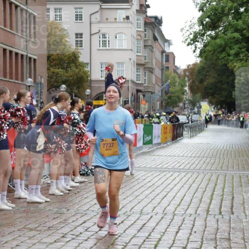 13.09.2026 - Kiel Lauf Yannick Fuchs http://msf.ph/oto/10432625 13.09.2026 11:23:04 Ziel 7737, 1305, 5917 meine-sportfotos.de