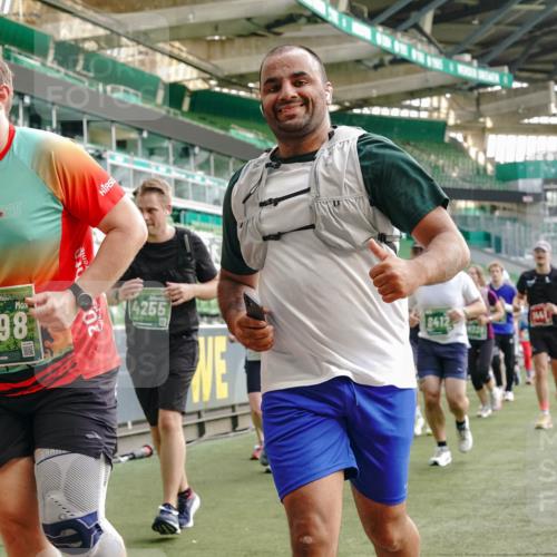 13.09.2026 - 21. swb-Marathon Bremen Michael Burmester http://msf.ph/oto/10432662 13.09.2026 13:29:50 Laufen im Stadion 171, 220, 297, 405, 422, 476, 685, 729, 754, 767, 986, 1079, 1217, 1242, 1270, 1298, 1325, 1384, 1615, 1633, 1634, 1741, 1777, 1810, 1811, 1886, 1983, 2238, 2242, 2249, 2263, 2326, 2365, 2436, 2449, 2472, 2546, 2593, 2615, 2738, 2740, 2743, 2830, 2862, 2868, 2869, 2871, 2924, 2991, 2994, 3020, 3053, 3061, 3129, 3154, 3227, 3238, 3274, 3286, 3321, 3361, 3563, 3594, 3595, 3605, 3678, 3694, 3755, 3758, 3798, 3853, 3876, 3898, 3929, 3953, 3965, 3971, 3987, 4011, 4056, 4108 meine-sportfotos.de