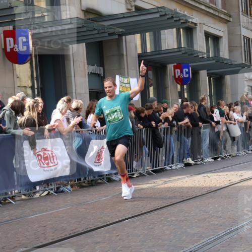 13.09.2026 - 21. swb-Marathon Bremen Strokosch-Dieckow http://msf.ph/oto/10432683 13.09.2026 13:12:15 Ziel 899, 1517, 2362, 2480, 3054, 3988, 4560, 4879, 5416, 6796, 7328, 8981, 9775, 9803, 13106, 493, 863, 2444, 2447, 2820, 3336, 3362, 3703, 3830, 4283, 4698, 5893, 5940, 6107, 6739, 7521, 7621, 13013 meine-sportfotos.de