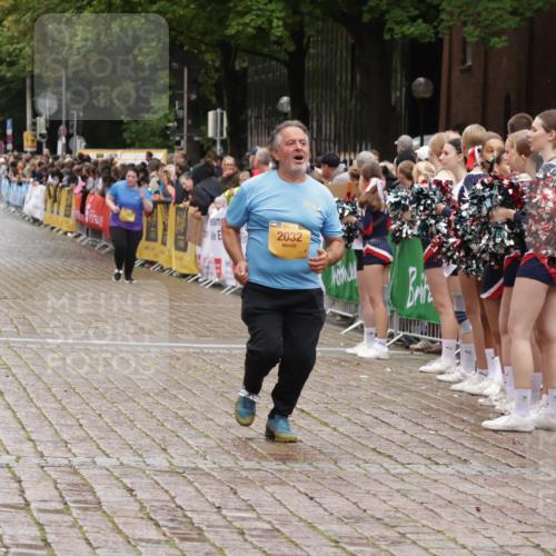 13.09.2026 - Kiel Lauf Yannick Fuchs http://msf.ph/oto/10432772 13.09.2026 11:24:35 Ziel 1723, 2032, 7693, 7002 meine-sportfotos.de