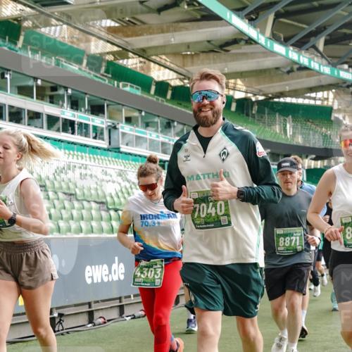 13.09.2026 - 21. swb-Marathon Bremen Michael Burmester http://msf.ph/oto/10432859 13.09.2026 13:29:59 Laufen im Stadion 171, 220, 297, 405, 422, 476, 685, 729, 754, 767, 806, 986, 1079, 1217, 1242, 1270, 1384, 1615, 1633, 1634, 1777, 1810, 1811, 1886, 1983, 2238, 2242, 2249, 2263, 2326, 2365, 2436, 2449, 2546, 2593, 2615, 2637, 2719, 2738, 2740, 2830, 2862, 2868, 2869, 2871, 2918, 2924, 2991, 2994, 3020, 3053, 3129, 3227, 3238, 3274, 3286, 3321, 3361, 3563, 3594, 3595, 3605, 3678, 3755, 3758, 3798, 3876, 3898, 3929, 3953, 3965, 3971, 3987, 4011, 4056 meine-sportfotos.de