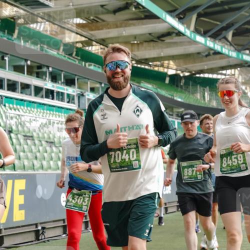 13.09.2026 - 21. swb-Marathon Bremen Michael Burmester http://msf.ph/oto/10432879 13.09.2026 13:29:59 Laufen im Stadion 171, 220, 297, 405, 422, 476, 685, 729, 754, 767, 806, 986, 1079, 1217, 1242, 1270, 1384, 1615, 1633, 1634, 1777, 1810, 1811, 1886, 1983, 2238, 2242, 2249, 2263, 2326, 2365, 2436, 2449, 2546, 2593, 2615, 2637, 2719, 2738, 2740, 2830, 2862, 2868, 2869, 2871, 2918, 2924, 2991, 2994, 3020, 3053, 3129, 3227, 3238, 3274, 3286, 3321, 3361, 3563, 3594, 3595, 3605, 3678, 3755, 3758, 3798, 3876, 3898, 3929, 3953, 3965, 3971, 3987, 4011, 4056 meine-sportfotos.de