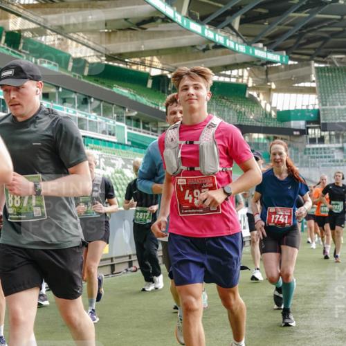 13.09.2026 - 21. swb-Marathon Bremen Michael Burmester http://msf.ph/oto/10432910 13.09.2026 13:30:01 Laufen im Stadion 171, 220, 297, 405, 422, 476, 639, 685, 729, 754, 767, 806, 986, 1079, 1217, 1242, 1270, 1384, 1615, 1633, 1634, 1777, 1810, 1811, 1886, 1983, 2216, 2238, 2242, 2249, 2263, 2326, 2365, 2436, 2449, 2546, 2593, 2615, 2637, 2719, 2738, 2740, 2830, 2862, 2868, 2869, 2871, 2918, 2924, 2991, 2994, 3020, 3053, 3101, 3129, 3227, 3238, 3274, 3286, 3321, 3361, 3563, 3594, 3595, 3605, 3678, 3755, 3758, 3798, 3876, 3898, 3929, 3953, 3965, 3971, 3987, 4011, 4056 meine-sportfotos.de