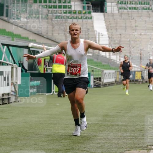 13.09.2026 - 21. swb-Marathon Bremen Michael Burmester http://msf.ph/oto/10432932 13.09.2026 12:31:40 Laufen im Stadion 417, 482, 573, 668, 943, 1020, 1126, 1168, 1214, 1357, 1507, 1639, 2100, 4474, 5212, 6485, 6507, 8044, 8285, 103, 358, 420, 553, 574, 649, 719, 959, 1161, 1253, 1256, 1352, 1391, 1428, 1525, 1724, 1783, 1917, 2032, 3662, 4264 meine-sportfotos.de