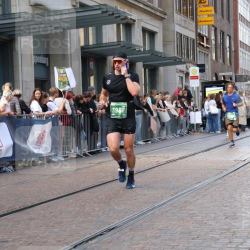 13.09.2026 - 21. swb-Marathon Bremen Strokosch-Dieckow http://msf.ph/oto/10432945 13.09.2026 13:12:28 Ziel 1513, 2350, 2362, 2442, 2801, 3054, 3988, 4605, 4879, 5379, 5416, 5965, 6796, 8029, 8798, 9775, 9803, 13106, 13140, 899, 1517, 2447, 2480, 3362, 3830, 4560, 5416, 5940, 6107, 6739, 7328, 7521, 8981, 13013 meine-sportfotos.de