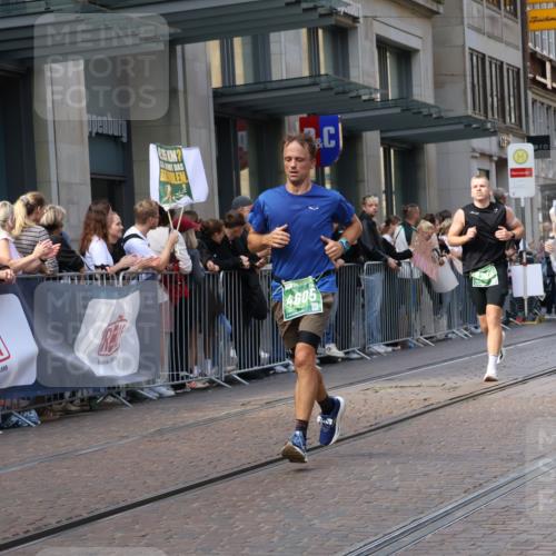 13.09.2026 - 21. swb-Marathon Bremen Strokosch-Dieckow http://msf.ph/oto/10433037 13.09.2026 13:12:31 Ziel 1513, 2350, 2362, 2442, 2559, 2801, 2858, 3988, 4605, 4879, 5379, 5965, 8029, 8798, 9217, 9775, 13106, 13140, 899, 1517, 2480, 3054, 3362, 3830, 4560, 5416, 6107, 6796, 7328, 7521, 8981, 9803, 13013 meine-sportfotos.de