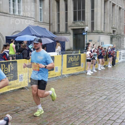 13.09.2026 - Kiel Lauf Yannick Fuchs http://msf.ph/oto/10433059 13.09.2026 11:41:38 Ziel 2430, 3629, 5774, 6895, 7247 meine-sportfotos.de
