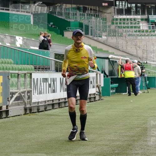 13.09.2026 - 21. swb-Marathon Bremen Michael Burmester http://msf.ph/oto/10433095 13.09.2026 12:32:00 Laufen im Stadion 417, 482, 573, 668, 943, 1020, 1126, 1357, 1507, 1606, 1629, 1639, 2100, 4474, 5212, 6485, 6507, 8044, 8285, 358, 420, 547, 553, 574, 649, 719, 858, 934, 959, 1161, 1253, 1256, 1352, 1391, 1428, 1525, 1724, 1783, 1917, 2032, 3662, 4264 meine-sportfotos.de