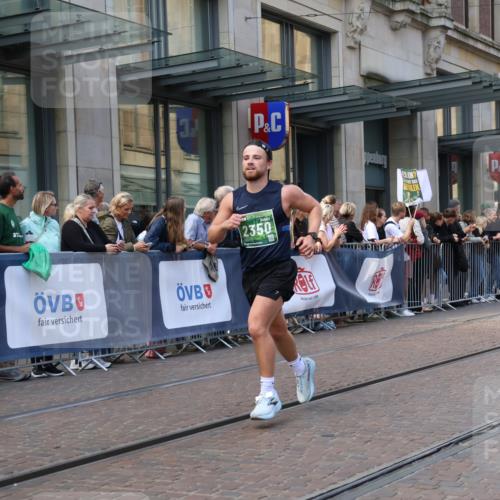 13.09.2026 - 21. swb-Marathon Bremen Strokosch-Dieckow http://msf.ph/oto/10433196 13.09.2026 13:12:37 Ziel 313, 868, 1513, 2350, 2442, 2498, 2559, 2801, 2858, 3988, 4605, 5379, 5965, 6349, 8029, 8291, 8419, 8798, 9217, 13106, 13140, 899, 1517, 2362, 2480, 3054, 3362, 3830, 4560, 4879, 5416, 6796, 7328, 8981, 9775, 9803 meine-sportfotos.de