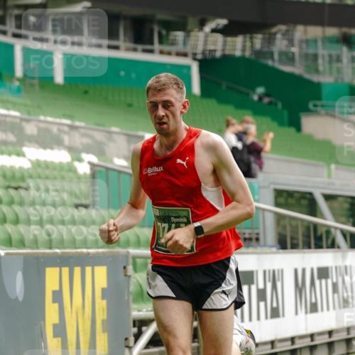 13.09.2026 - 21. swb-Marathon Bremen Michael Burmester http://msf.ph/oto/10433287 13.09.2026 12:32:23 Laufen im Stadion 417, 482, 573, 668, 943, 1020, 1126, 1507, 1606, 1629, 2100, 4474, 6507, 8044, 8285, 314, 358, 520, 547, 553, 574, 649, 719, 858, 934, 959, 1161, 1253, 1256, 1391, 1428, 1525, 1724, 1783, 1917, 3662, 4264 meine-sportfotos.de