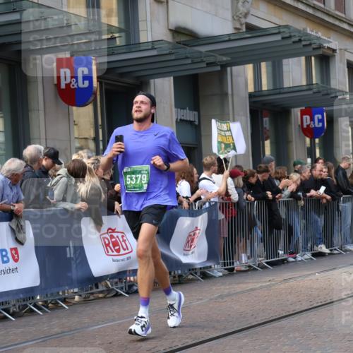 13.09.2026 - 21. swb-Marathon Bremen Strokosch-Dieckow http://msf.ph/oto/10433293 13.09.2026 13:12:41 Ziel 313, 868, 987, 1207, 1513, 2350, 2442, 2498, 2559, 2801, 2858, 3625, 4605, 5379, 5965, 6349, 7874, 8029, 8291, 8419, 8798, 9092, 9217, 13140, 899, 1517, 2362, 2480, 3054, 3988, 4560, 4879, 5416, 6796, 7328, 8029, 8981, 9775, 9803, 13106 meine-sportfotos.de