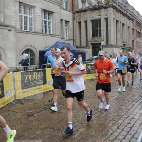13.09.2026 - Kiel Lauf Yannick Fuchs http://msf.ph/oto/10433547 13.09.2026 11:42:54 Ziel 9569 meine-sportfotos.de