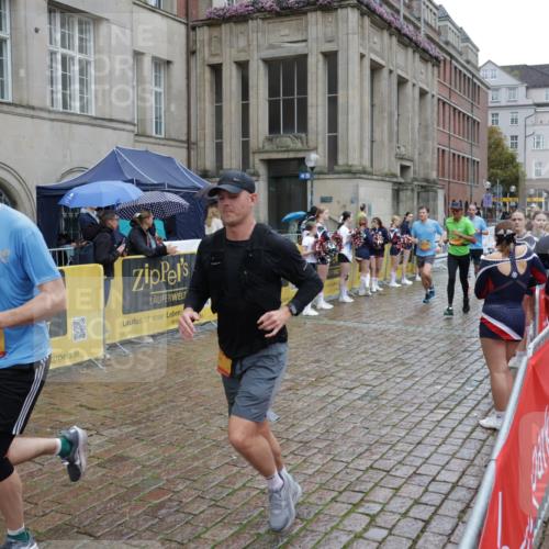 13.09.2026 - Kiel Lauf Yannick Fuchs http://msf.ph/oto/10433594 13.09.2026 11:42:58 Ziel 9569 meine-sportfotos.de
