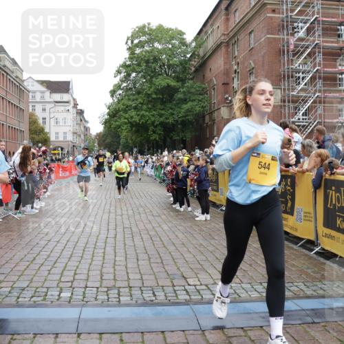 13.09.2026 - Kiel Lauf Yannick Fuchs http://msf.ph/oto/10433597 13.09.2026 09:47:26 Ziel 544, 591, 1324, 2870, 3192, 3629, 6072, 6575, 6639, 8231, 8540, 8777, 9634, 9936, 10555, 1235, 1402, 2587, 2718, 2759, 2779, 4238, 4940, 5167, 5217, 5351, 6074, 6207, 7461, 7731, 7921, 8524, 9091, 9141, 9385, 10009, 10076, 10224, 10301, 10731, 10742, 10744, 11862, 11964, 12622, 12635, 390, 466, 3373, 4011, 4103, 4400, 4479, 4480, 4952, 5517, 6078, 6696, 7767, 8503, 8833, 9528, 9697, 10789, 12099, 2527, 2718, 3808, 4087, 6638, 7190, 7446, 10322 meine-sportfotos.de