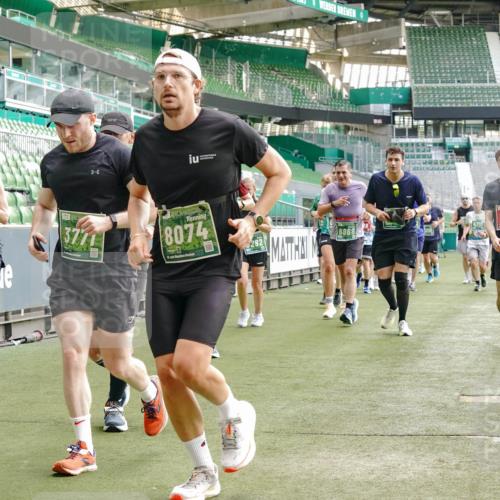 13.09.2026 - 21. swb-Marathon Bremen Michael Burmester http://msf.ph/oto/10433614 13.09.2026 13:30:47 Laufen im Stadion 122, 171, 224, 295, 297, 405, 487, 639, 767, 806, 840, 965, 1114, 1217, 1242, 1270, 1314, 1329, 1529, 1633, 1634, 1775, 1810, 1811, 1886, 1904, 1983, 2216, 2238, 2242, 2249, 2263, 2368, 2372, 2436, 2449, 2546, 2615, 2629, 2637, 2643, 2677, 2719, 2726, 2738, 2740, 2830, 2869, 2871, 2877, 2918, 2952, 2994, 3038, 3053, 3094, 3101, 3227, 3286, 3401, 3426, 3563, 3605, 3723, 3873, 3876, 3898, 3918, 3929, 4056, 4162, 4309, 4460, 111 meine-sportfotos.de
