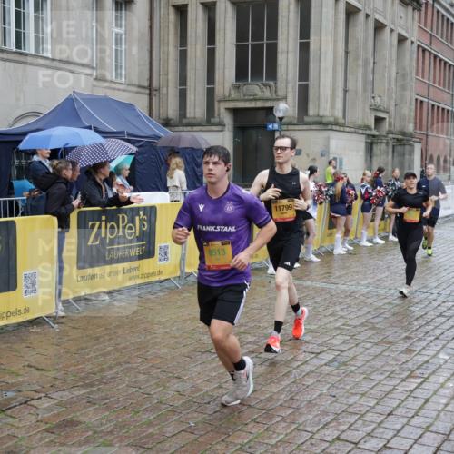 13.09.2026 - Kiel Lauf Yannick Fuchs http://msf.ph/oto/10433674 13.09.2026 11:43:10 Ziel 9569 meine-sportfotos.de