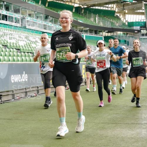 13.09.2026 - 21. swb-Marathon Bremen Michael Burmester http://msf.ph/oto/10433703 13.09.2026 13:31:12 Laufen im Stadion 122, 224, 295, 297, 405, 487, 639, 767, 806, 840, 965, 1114, 1142, 1310, 1314, 1326, 1329, 1529, 1633, 1634, 1775, 1801, 1810, 1811, 1869, 1892, 1904, 1983, 2216, 2242, 2249, 2263, 2344, 2368, 2372, 2449, 2615, 2629, 2637, 2643, 2677, 2719, 2726, 2738, 2869, 2871, 2877, 2918, 2945, 2952, 2994, 3038, 3094, 3101, 3140, 3223, 3227, 3286, 3379, 3401, 3426, 3572, 3644, 3723, 3736, 3873, 3876, 3918, 3929, 3944, 3960, 4056, 4162, 4309, 4460, 111 meine-sportfotos.de