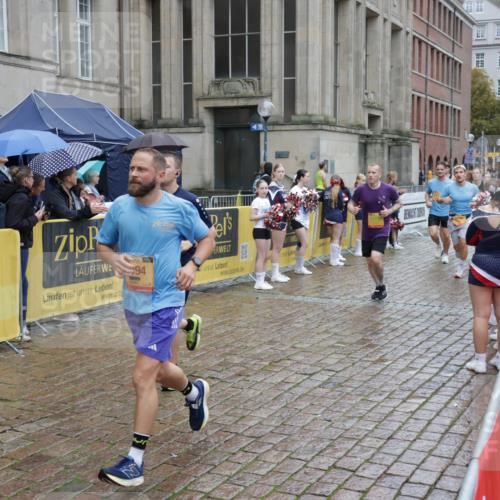 13.09.2026 - Kiel Lauf Yannick Fuchs http://msf.ph/oto/10433707 13.09.2026 11:43:12 Ziel 9569 meine-sportfotos.de