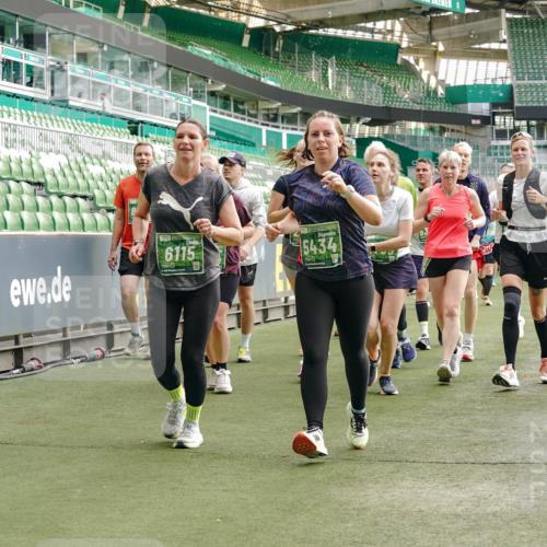 13.09.2026 - 21. swb-Marathon Bremen Michael Burmester http://msf.ph/oto/10433752 13.09.2026 13:31:25 Laufen im Stadion 122, 224, 295, 297, 344, 386, 405, 487, 617, 639, 806, 840, 965, 1114, 1142, 1310, 1314, 1326, 1329, 1427, 1529, 1775, 1801, 1810, 1811, 1869, 1892, 1897, 1904, 1983, 2216, 2242, 2249, 2253, 2270, 2344, 2368, 2372, 2615, 2629, 2637, 2643, 2677, 2719, 2726, 2869, 2871, 2877, 2918, 2945, 2952, 2994, 3038, 3094, 3101, 3140, 3223, 3227, 3379, 3401, 3426, 3572, 3644, 3723, 3736, 3746, 3873, 3876, 3918, 3929, 3944, 3960, 4162, 4309, 4460, 111 meine-sportfotos.de