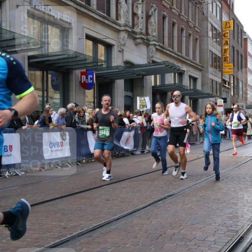 13.09.2026 - 21. swb-Marathon Bremen Strokosch-Dieckow http://msf.ph/oto/10433767 13.09.2026 13:12:55 Ziel 280, 313, 621, 868, 987, 1207, 2130, 2498, 2559, 2962, 3566, 3625, 4582, 5345, 5769, 6038, 6349, 6394, 7874, 8197, 8291, 8419, 8464, 9092, 9217, 1513, 2350, 2362, 2442, 2559, 2801, 2858, 3054, 3988, 4605, 4879, 5379, 5965, 8029, 8798, 9775, 9803, 13106, 13140 meine-sportfotos.de