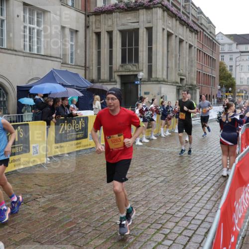 13.09.2026 - Kiel Lauf Yannick Fuchs http://msf.ph/oto/10433770 13.09.2026 11:43:19 Ziel 9569 meine-sportfotos.de