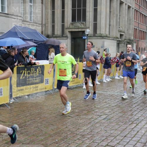 13.09.2026 - Kiel Lauf Yannick Fuchs http://msf.ph/oto/10433792 13.09.2026 11:43:21 Ziel 9569 meine-sportfotos.de
