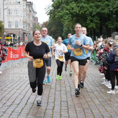 13.09.2026 - Kiel Lauf Yannick Fuchs http://msf.ph/oto/10433832 13.09.2026 09:47:37 Ziel 466, 591, 3373, 3629, 4011, 4400, 4479, 4480, 4952, 5517, 6072, 6639, 6696, 7767, 8503, 8540, 8777, 8833, 9528, 9697, 9936, 10789, 544, 1235, 1324, 2587, 2870, 3192, 5167, 6575, 7461, 8231, 8524, 9091, 9634, 10076, 10224, 10555, 10742, 10744, 11862, 11964, 12635, 218, 390, 1743, 2241, 2755, 3735, 3812, 4103, 4225, 4365, 4460, 5215, 6078, 6809, 6942, 8096, 10823, 11396, 11654, 12007, 12099, 12167, 12393, 1402, 2759, 2779 meine-sportfotos.de