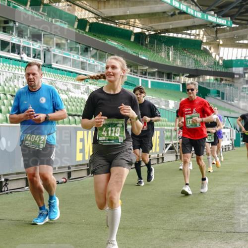 13.09.2026 - 21. swb-Marathon Bremen Michael Burmester http://msf.ph/oto/10433841 13.09.2026 13:31:37 Laufen im Stadion 122, 224, 295, 297, 344, 386, 487, 617, 639, 690, 806, 840, 965, 1114, 1133, 1142, 1310, 1314, 1326, 1329, 1427, 1529, 1775, 1801, 1869, 1892, 1897, 1904, 1923, 2216, 2242, 2249, 2253, 2270, 2274, 2344, 2368, 2372, 2523, 2556, 2615, 2629, 2637, 2643, 2677, 2719, 2726, 2869, 2871, 2877, 2918, 2945, 2952, 2994, 3038, 3094, 3101, 3140, 3223, 3227, 3350, 3379, 3401, 3426, 3572, 3644, 3723, 3736, 3746, 3873, 3876, 3918, 3944, 3960, 4162, 4309, 4460, 111 meine-sportfotos.de