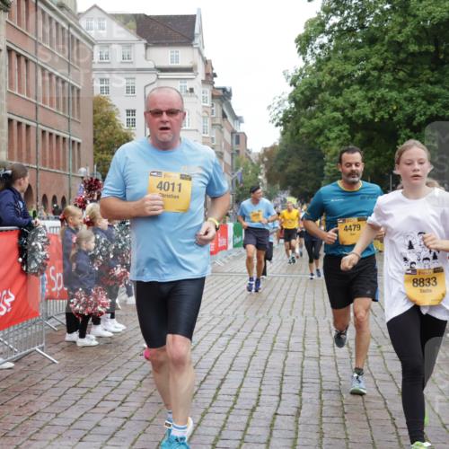 13.09.2026 - Kiel Lauf Yannick Fuchs http://msf.ph/oto/10433881 13.09.2026 09:47:39 Ziel 466, 591, 3373, 4011, 4400, 4479, 4480, 4952, 5517, 6072, 6639, 6696, 7767, 8503, 8540, 8777, 8833, 9528, 9697, 9936, 10789, 544, 1235, 1324, 2587, 2870, 3192, 3629, 5167, 6072, 6575, 6639, 7461, 8231, 8524, 9091, 9634, 9936, 10076, 10224, 10555, 10742, 10744, 11862, 11964, 12635, 122, 218, 390, 1743, 2241, 2755, 3735, 3812, 4103, 4225, 4288, 4365, 4460, 5215, 6078, 6809, 6942, 7258, 8096, 10823, 11396, 11654, 12007, 12099, 12167, 12393, 2759 meine-sportfotos.de