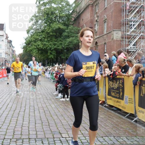 13.09.2026 - Kiel Lauf Yannick Fuchs http://msf.ph/oto/10433982 13.09.2026 09:47:45 Ziel 390, 466, 1743, 3373, 3735, 4011, 4103, 4365, 4400, 4460, 4479, 4952, 6078, 7767, 8096, 8833, 9528, 9697, 11396, 11654, 12099, 544, 591, 1235, 1324, 2587, 2870, 3192, 3629, 4480, 5167, 5517, 6072, 6575, 6639, 6696, 8231, 8503, 8524, 8540, 8777, 9091, 9634, 9936, 10076, 10555, 10789, 11964, 12635, 122, 218, 366, 1713, 2241, 2755, 3812, 4225, 4288, 4467, 4710, 5215, 6242, 6809, 6942, 7258, 9694, 10823, 12007, 12167, 12393, 1235, 2587, 7461, 9091, 10076 meine-sportfotos.de