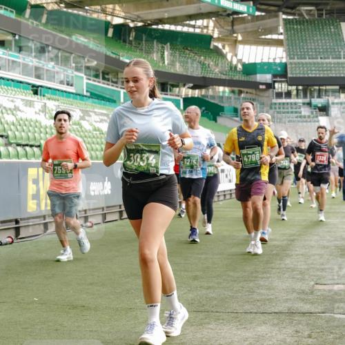 13.09.2026 - 21. swb-Marathon Bremen Michael Burmester http://msf.ph/oto/10434049 13.09.2026 13:32:53 Laufen im Stadion 155, 344, 350, 386, 487, 490, 594, 617, 690, 765, 786, 787, 1001, 1051, 1133, 1142, 1292, 1310, 1326, 1377, 1427, 1591, 1592, 1760, 1801, 1869, 1892, 1897, 1904, 1923, 2077, 2132, 2226, 2230, 2231, 2253, 2270, 2274, 2320, 2344, 2374, 2399, 2400, 2456, 2514, 2515, 2523, 2539, 2556, 2616, 2630, 2649, 2718, 2726, 2769, 2848, 2945, 2982, 3014, 3140, 3223, 3350, 3379, 3443, 3572, 3601, 3614, 3644, 3736, 3746, 3797, 3901, 3911, 3944, 3952, 3960, 4309, 4460 meine-sportfotos.de