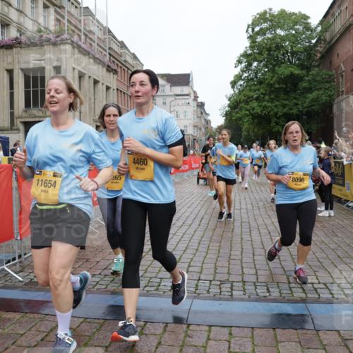 13.09.2026 - Kiel Lauf Yannick Fuchs http://msf.ph/oto/10434088 13.09.2026 09:47:51 Ziel 218, 390, 1743, 2241, 2755, 3735, 3812, 4103, 4225, 4365, 4400, 4460, 4952, 5215, 6078, 6942, 8096, 9697, 10823, 11396, 11654, 12007, 12099, 12167, 12393, 466, 544, 591, 1324, 2870, 3192, 3373, 3629, 4011, 4479, 4480, 4952, 5517, 6072, 6575, 6639, 6696, 7767, 8231, 8503, 8540, 8777, 8833, 9528, 9634, 9936, 10555, 10789, 122, 366, 872, 1227, 1713, 4219, 4288, 4467, 4710, 6242, 6809, 7070, 7258, 7481, 8080, 9694, 9755, 1235, 2587, 5167, 7461, 8524, 9091, 10076, 10555 meine-sportfotos.de