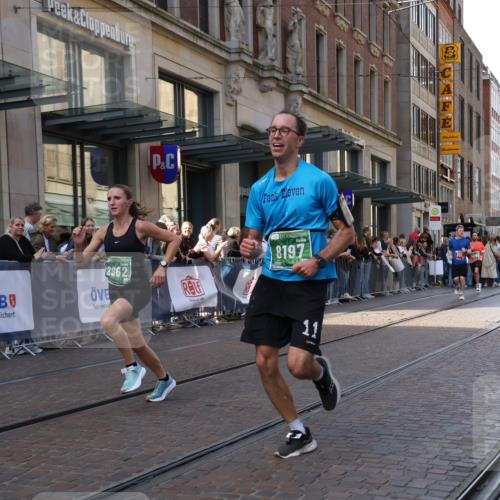 13.09.2026 - 21. swb-Marathon Bremen Strokosch-Dieckow http://msf.ph/oto/10434194 13.09.2026 13:13:06 Ziel 280, 621, 779, 987, 2130, 2360, 2401, 2767, 2882, 2962, 3566, 4582, 5345, 5769, 6038, 6394, 6407, 7493, 8197, 8464, 8477, 8568, 8840, 8963, 9442, 313, 868, 987, 1207, 1513, 2350, 2442, 2498, 2559, 2801, 2858, 3625, 4605, 5379, 5965, 6349, 7874, 8029, 8291, 8419, 8798, 9092, 9217, 13140 meine-sportfotos.de