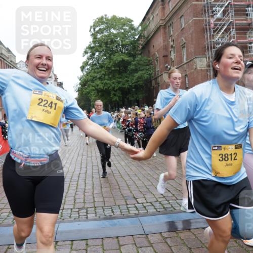 13.09.2026 - Kiel Lauf Yannick Fuchs http://msf.ph/oto/10434210 13.09.2026 09:47:57 Ziel 122, 218, 1713, 1743, 2241, 2755, 3735, 3812, 4225, 4288, 4365, 4460, 4710, 5215, 6809, 6942, 7258, 8096, 9694, 10823, 11396, 11654, 12007, 12167, 12393, 390, 466, 544, 591, 2870, 3192, 3373, 3629, 3735, 4011, 4103, 4400, 4479, 4480, 4952, 5517, 6072, 6078, 6639, 6696, 7767, 8503, 8540, 8777, 8833, 9528, 9634, 9697, 9936, 10789, 12099, 366, 872, 1047, 1227, 1976, 2656, 2671, 2970, 4219, 4467, 6242, 7070, 7247, 7481, 8080, 9755, 10200, 10555 meine-sportfotos.de