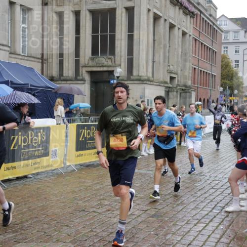 13.09.2026 - Kiel Lauf Yannick Fuchs http://msf.ph/oto/10434391 13.09.2026 11:44:27 Ziel  meine-sportfotos.de