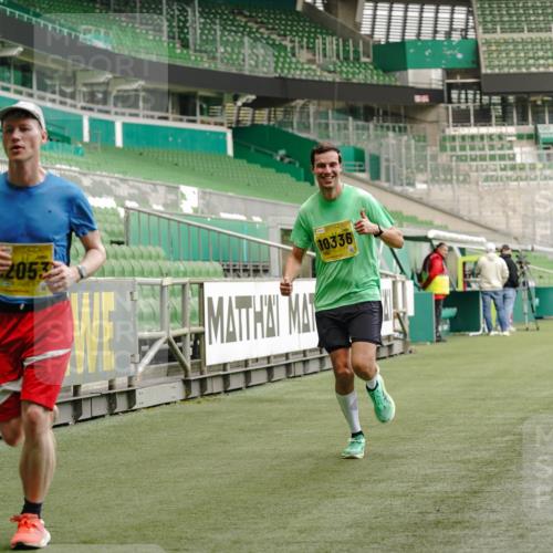 13.09.2026 - 21. swb-Marathon Bremen Michael Burmester http://msf.ph/oto/10434473 13.09.2026 10:24:58 Laufen im Stadion 10143, 10235, 10312, 10328, 10336, 10337, 10341, 10346, 10358, 10456, 10520, 10592, 10593, 10618, 10632, 10742, 10775, 10816, 10861, 10972, 10988, 11020, 11042, 11108, 11143, 11201, 11265, 11312, 11373, 11375, 11426, 11442, 11447, 11468, 11527, 11607, 11615, 11628, 11630, 11632, 11704, 11758, 11779, 11826, 11895, 11903, 11948, 12144, 12246, 12281, 12406, 12426, 12442, 12468, 12469, 12477, 12525, 13520, 13566, 13580, 13585, 13586 meine-sportfotos.de